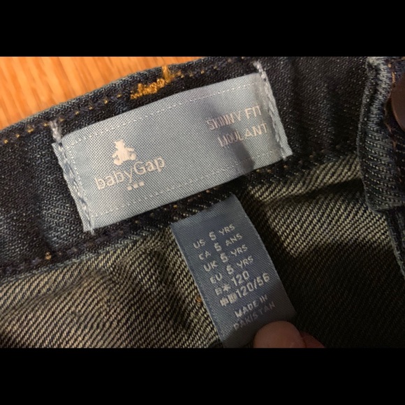 Boys size 5 baby gap jeans - Picture 3 of 5